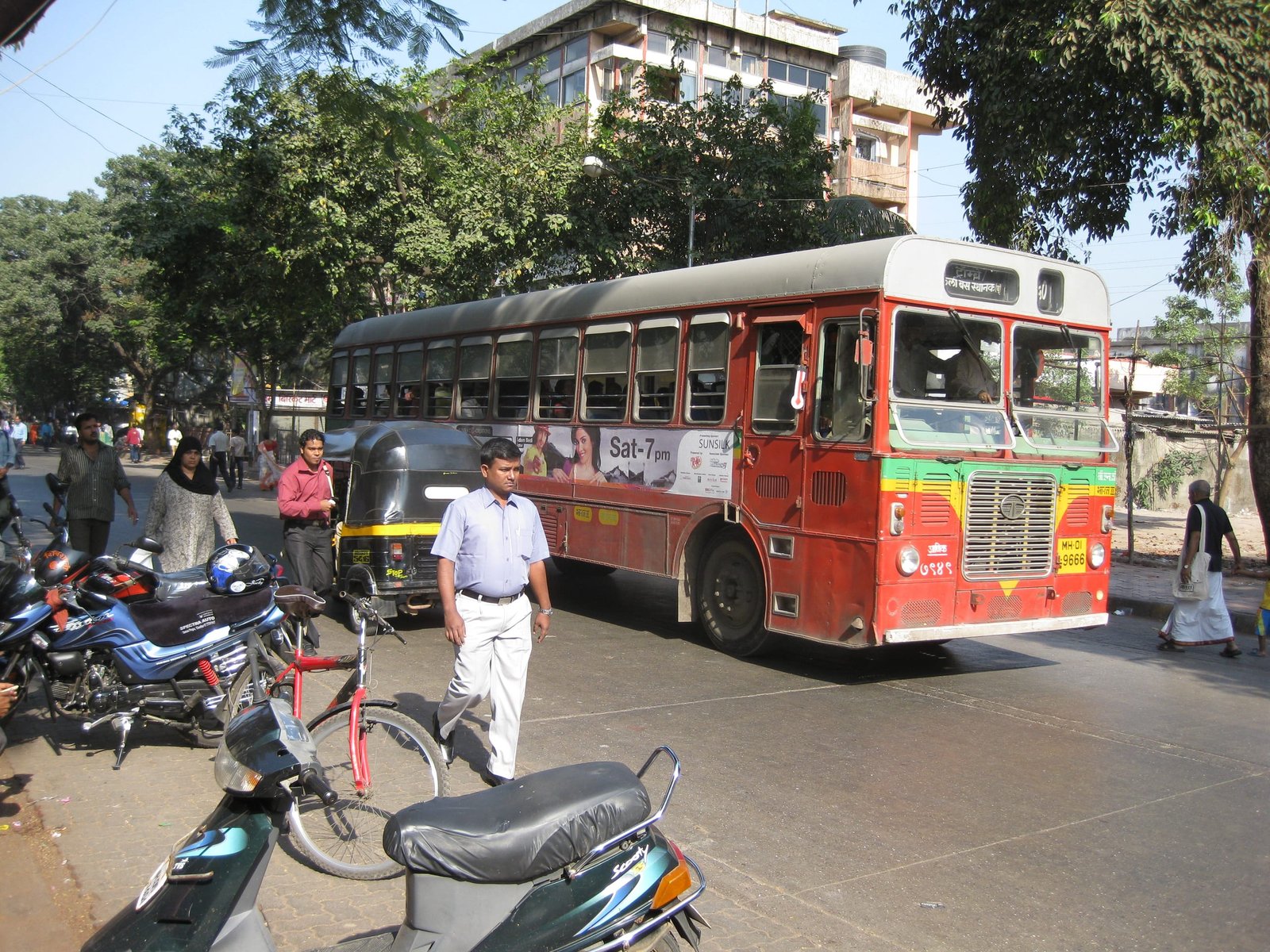 Pune’s CNG bus fleet and what it means for your wait
